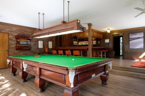 Spacious Hideaway Retreat, Brookfield, Brisbane